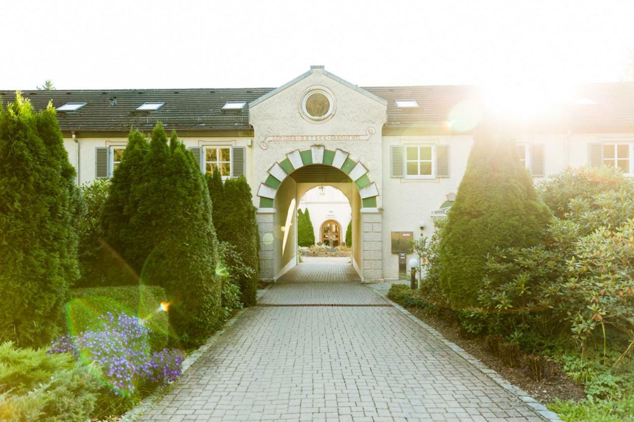 Gastehaus Schloss Abtsee Hotel Laufen Eksteriør billede