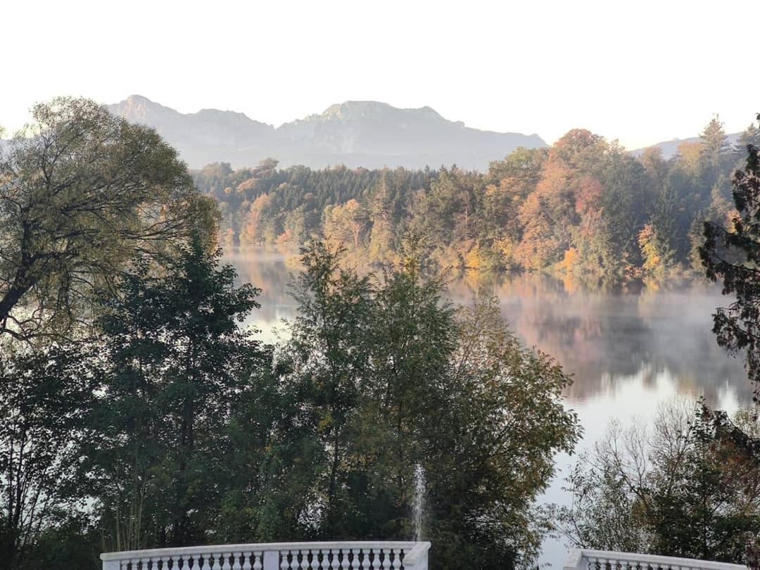 Gastehaus Schloss Abtsee Hotel Laufen Eksteriør billede